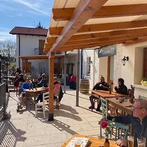 https://locanda-77.hotelinveneto.com
