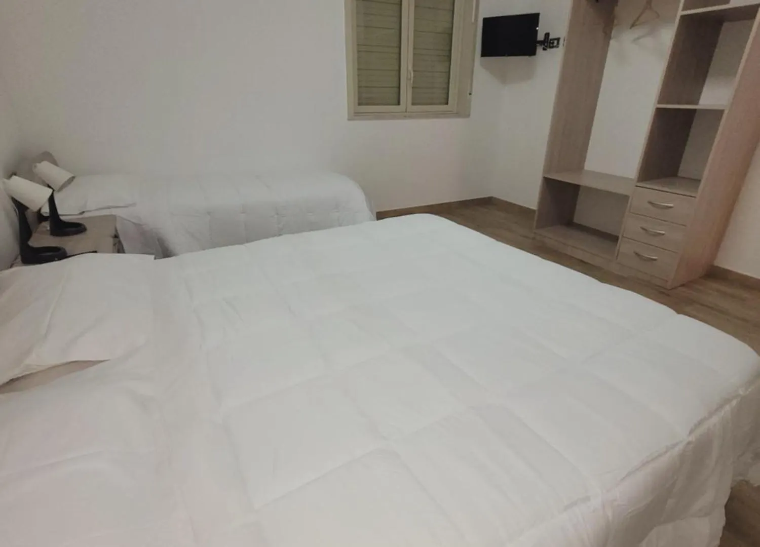 Ferienwohnung House Airport CTA