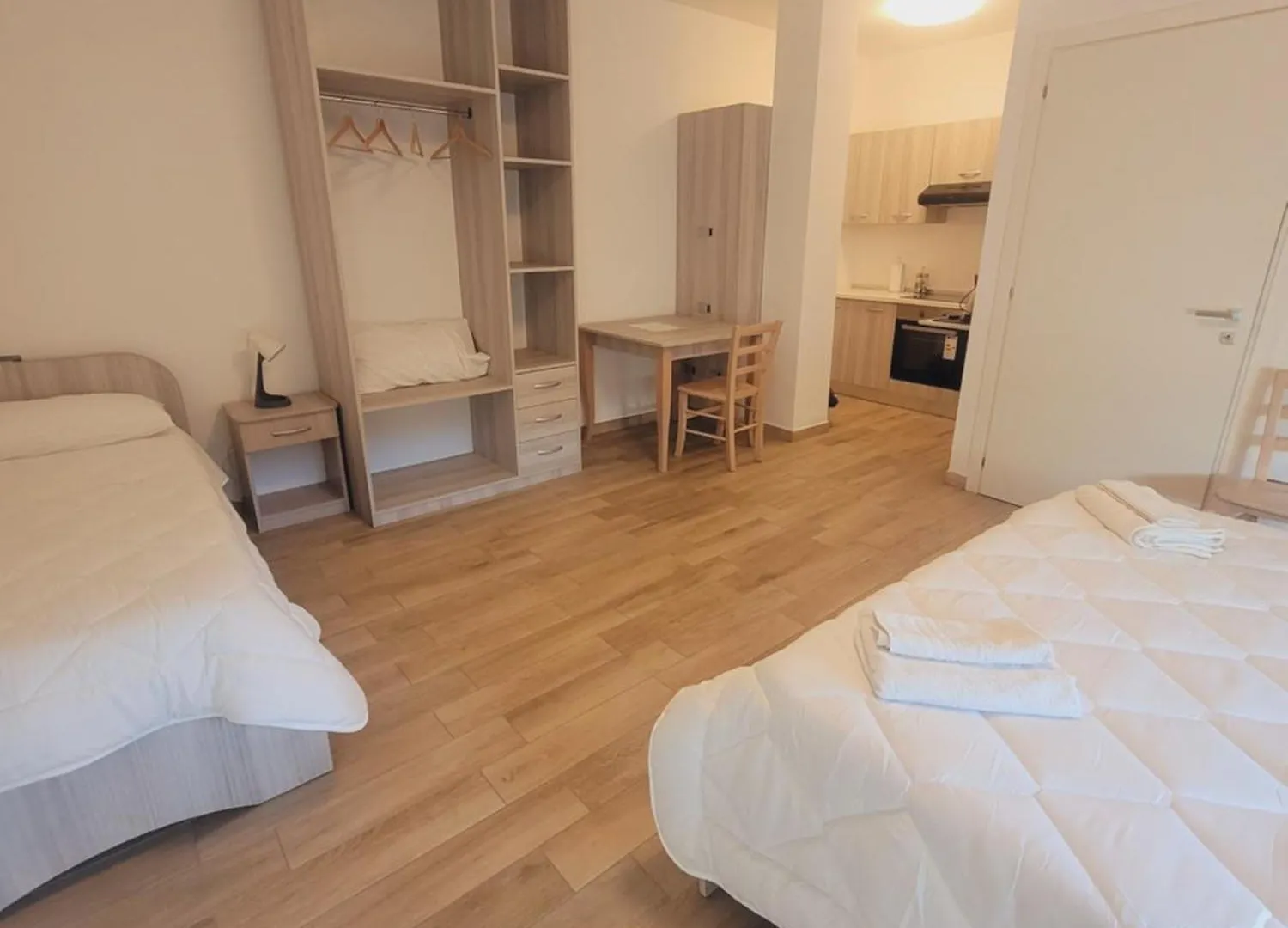Apartment Ferienwohnung House Airport CTA