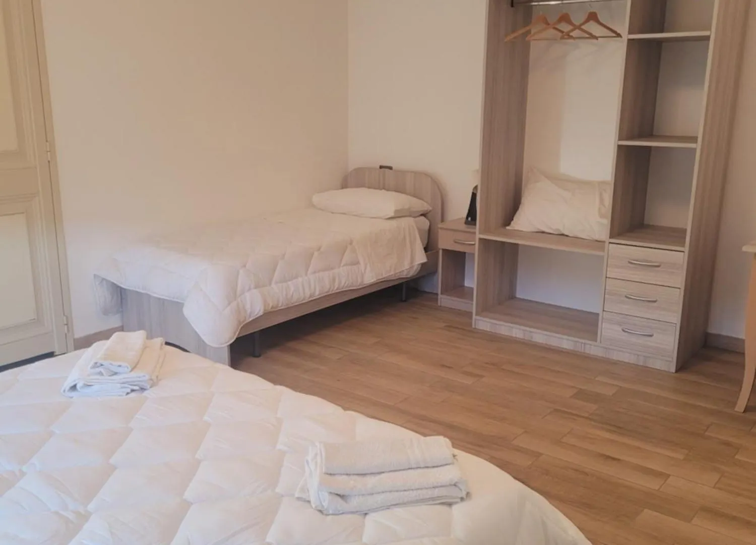 Ferienwohnung House Airport CTA 0*,